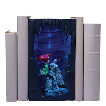 Gift Disney Showcase Ariel's Secret Grotto Bookend Book
