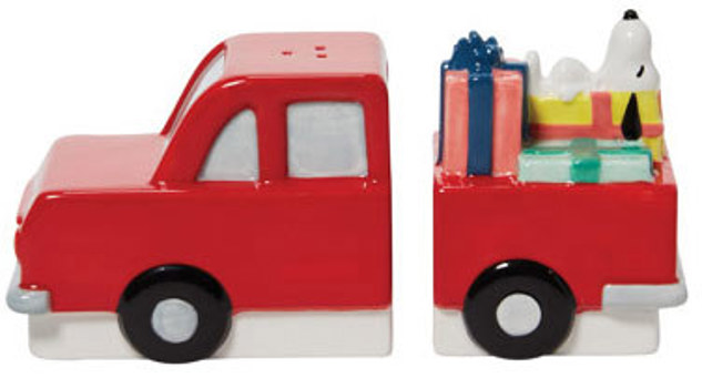 Gift Peanuts Snoopy Red Truck Salt and Pepper Shakers Book