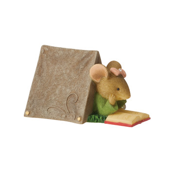 Gift Heart of Christmas Ghost story camper figurine Book